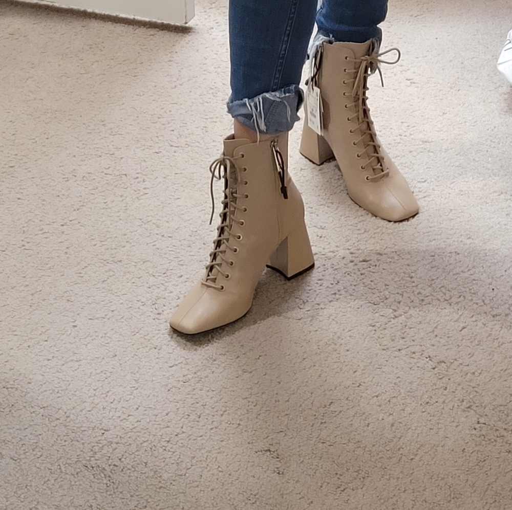 Zara laced leather high heel ankle boots - Picture 6 of 6